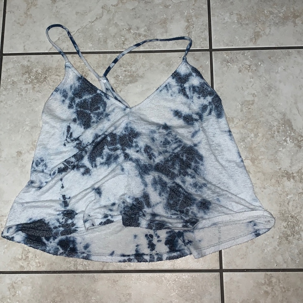 Medium blue tank